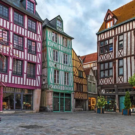 Francoise F5 Avec Petit Parking Apartment *